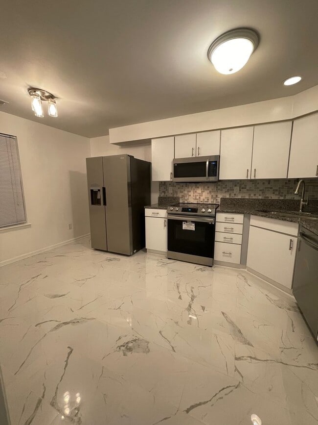 Photo - Cozy 2B/2Bath Condo in Chesapeake