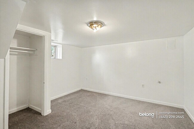 Photo - 6120 Otis St