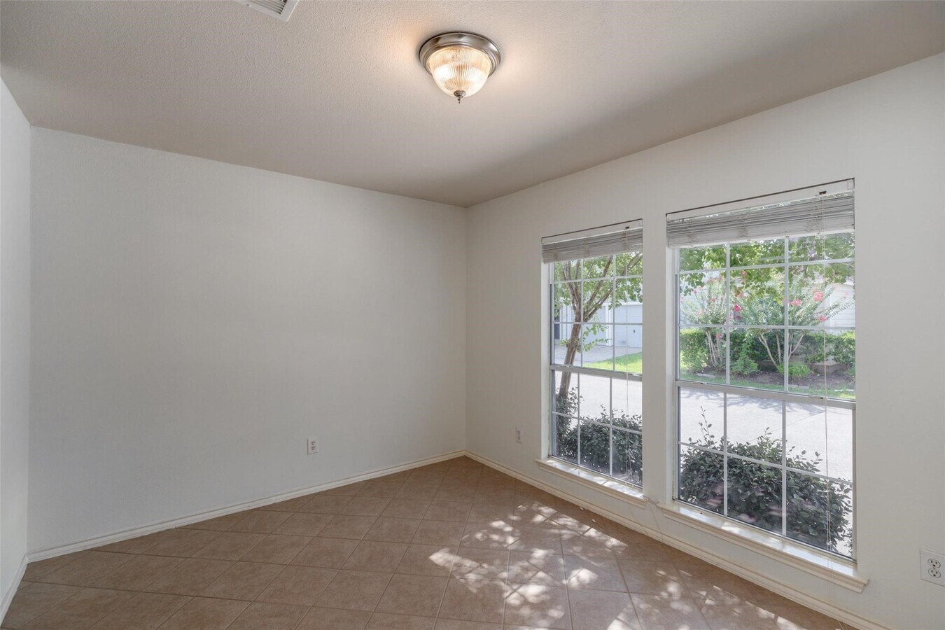 Photo - 11712 Logan Ridge Dr