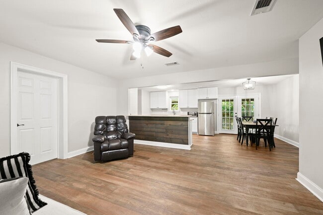 Photo - 23705 Walker South Rd