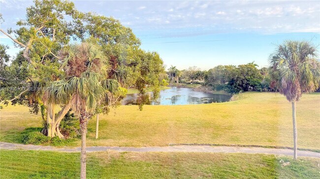 Photo - 3400 Pinewalk Dr N Unit 934