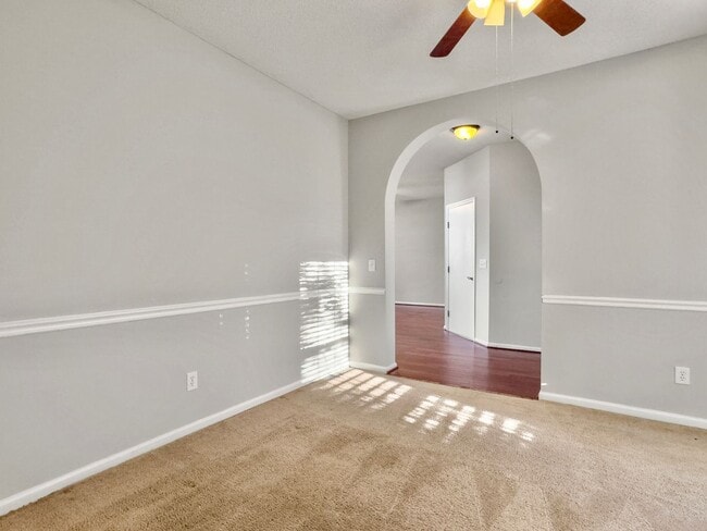 Photo - Gorgeous 4 bedroom in Charleston