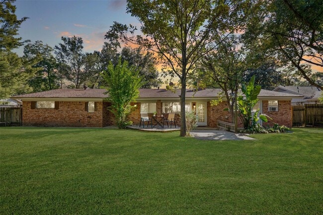 Building Photo - 9214 Bronco Dr