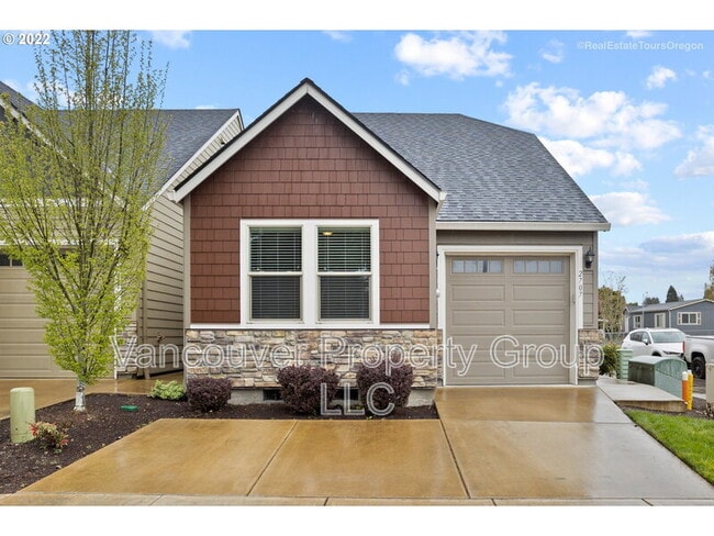 Building Photo - 2707 NE 131st Ct