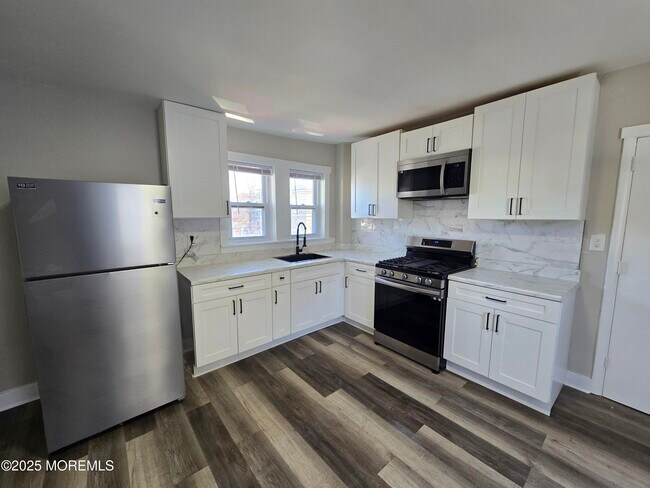 Photo - 1501-1503-1503 Bangs Ave