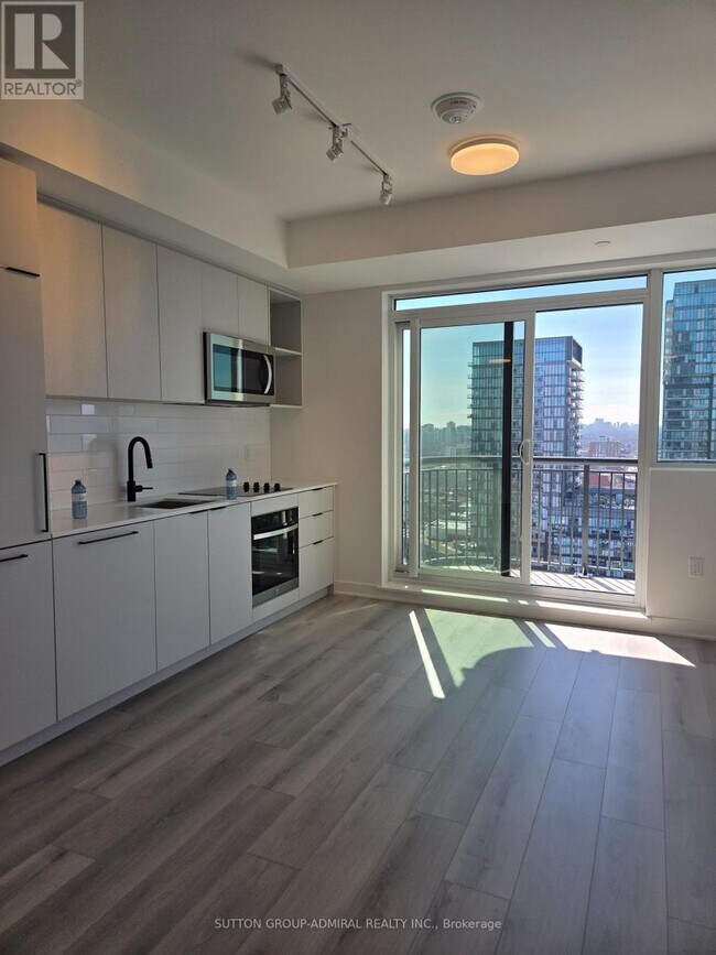 Photo - 1185 Dupont St Unité 1711