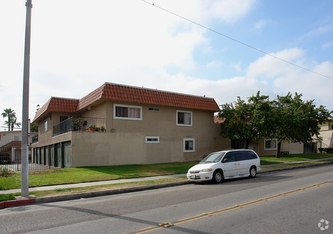 Building Photo - 1512 S 9th St Rental