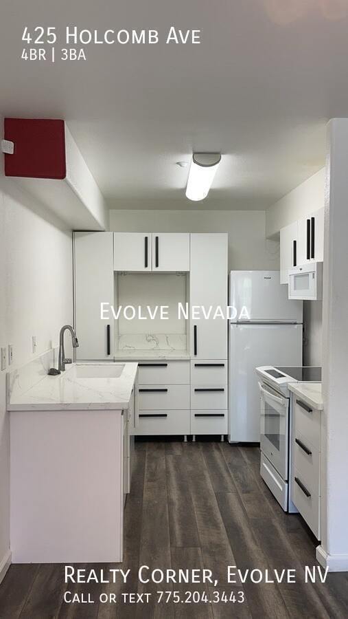 Photo - 425 Holcomb Ave