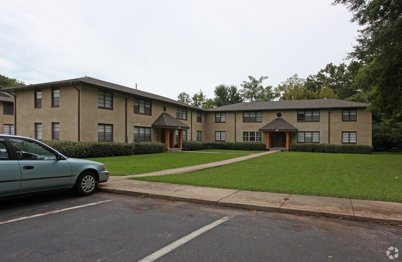 Manhattan Apartments - Manhattan Apartments