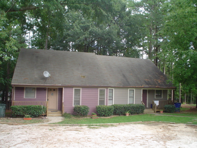 Building Photo - West Raleigh Duplex! Rental