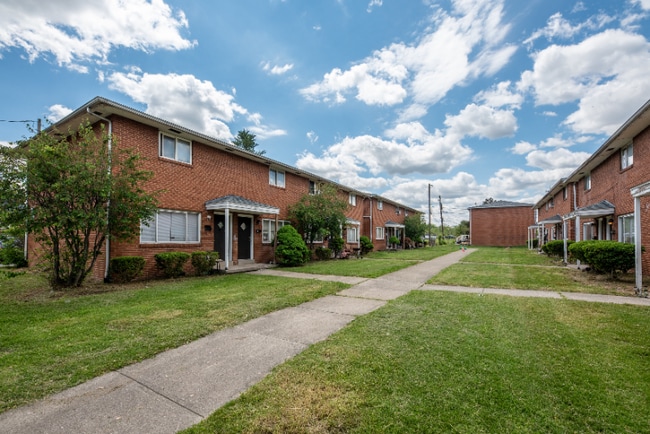 Photo - 800 Harrisburg Pike Unit 2 bedroom townhomes