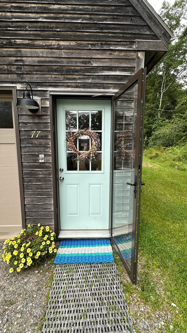 77 Maquoit Dr