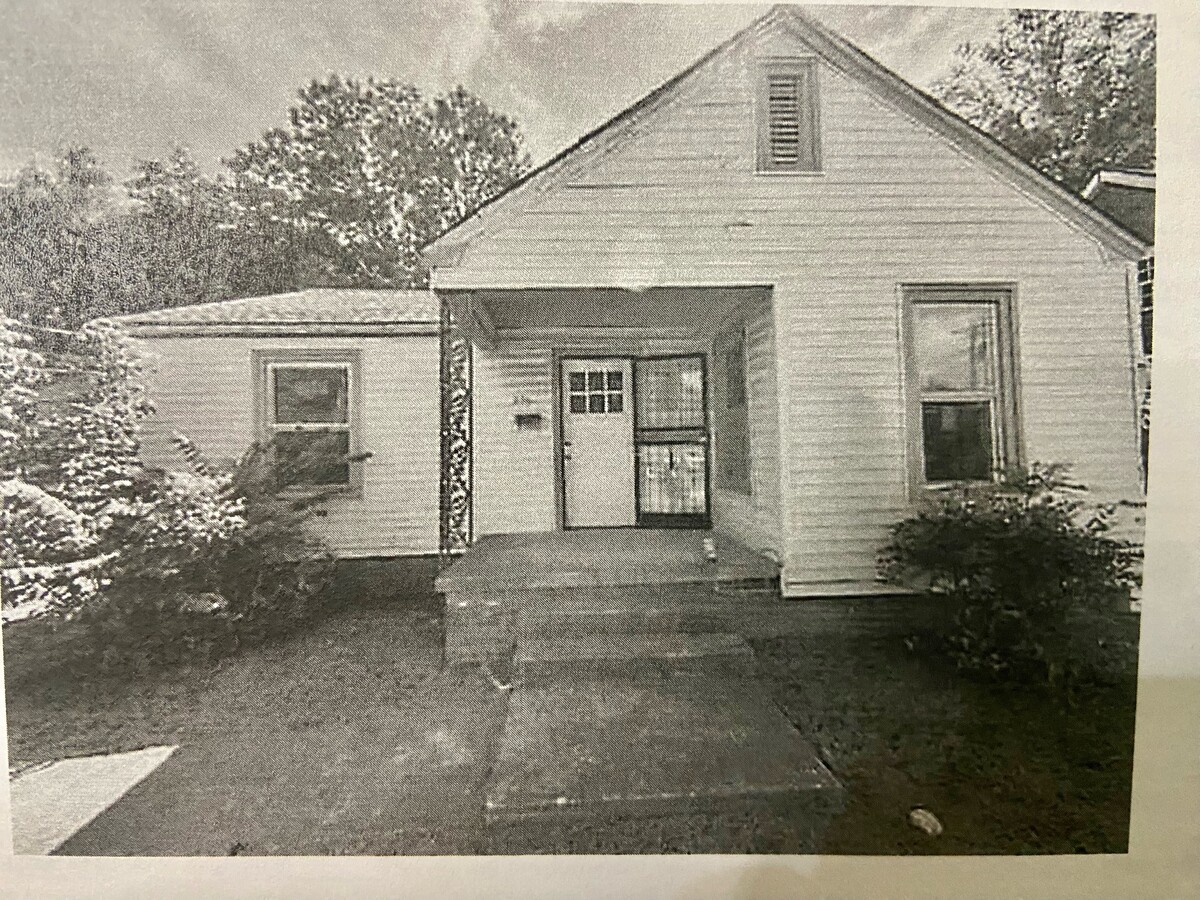 Photo - 906 N Royal St