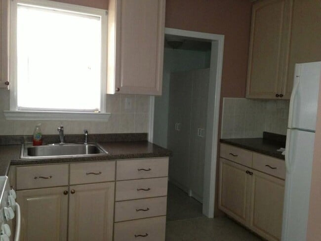 Photo - 1205 Thomas St