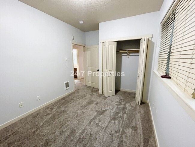 Photo - Updated 2 BD | 1 BA Condo with Amenities - Arbor Crossing