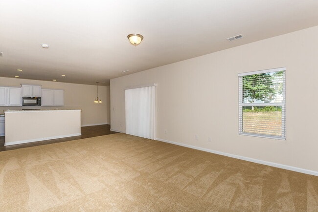 Photo - 1521 Waylon Ave