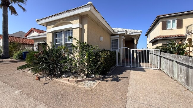 Photo - 13806 Primavera Dr