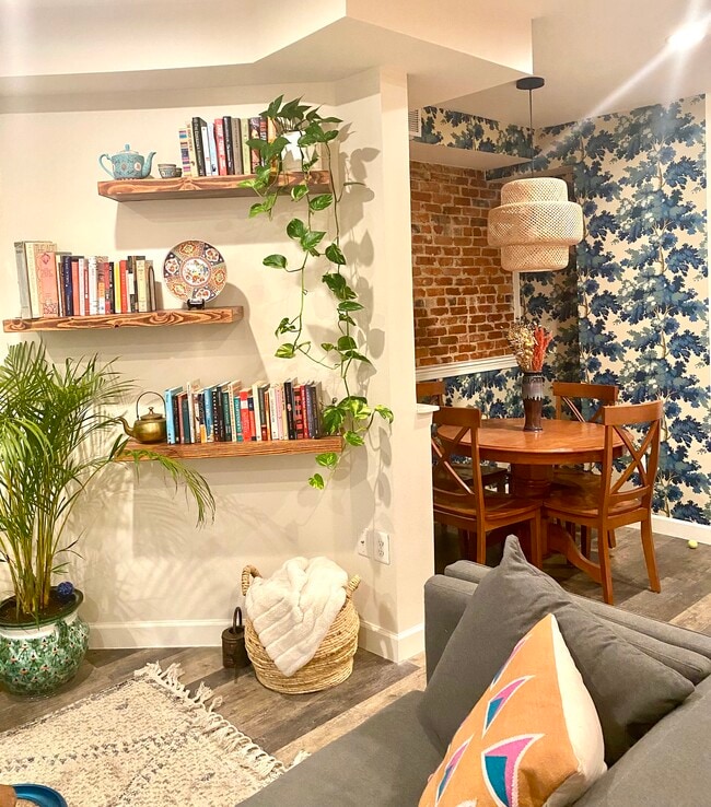 built-in shelves - 833 6th St NE