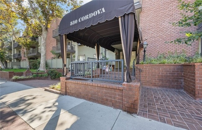 Building Photo - 330 Cordova St Unit 305