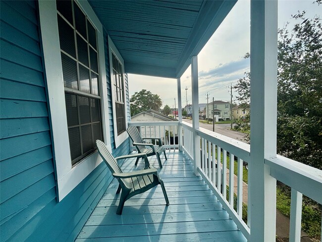 Photo - 3410 Sealy Ave
