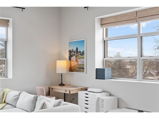 Photo - 111 E Franklin Ave Unit 316