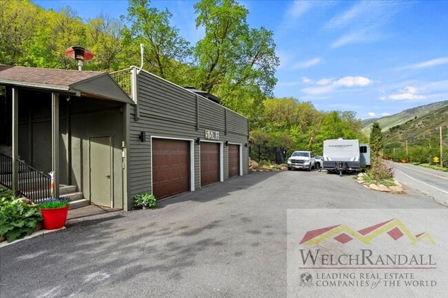 Photo - Stunning Emigration Canyon Home - Spacious...