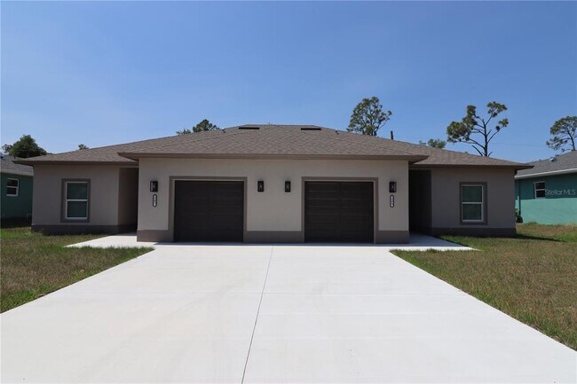 Photo - 307 Lomond Dr