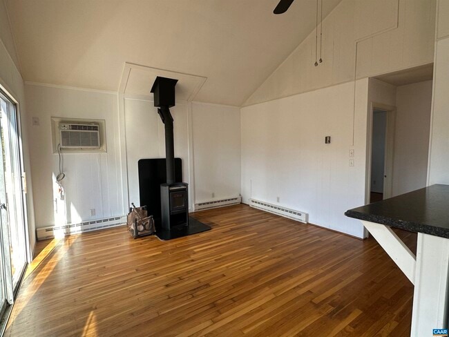 Photo - 2432 Eastham Hill