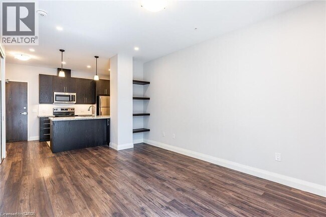 Photo - 118 King St E Unit 311