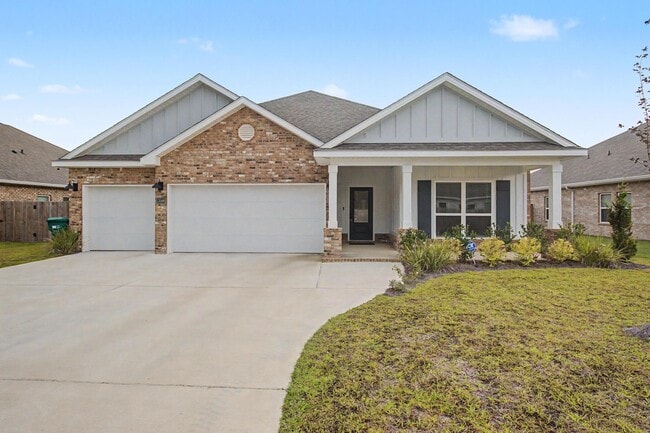 Building Photo - 13569 Sarus Dr