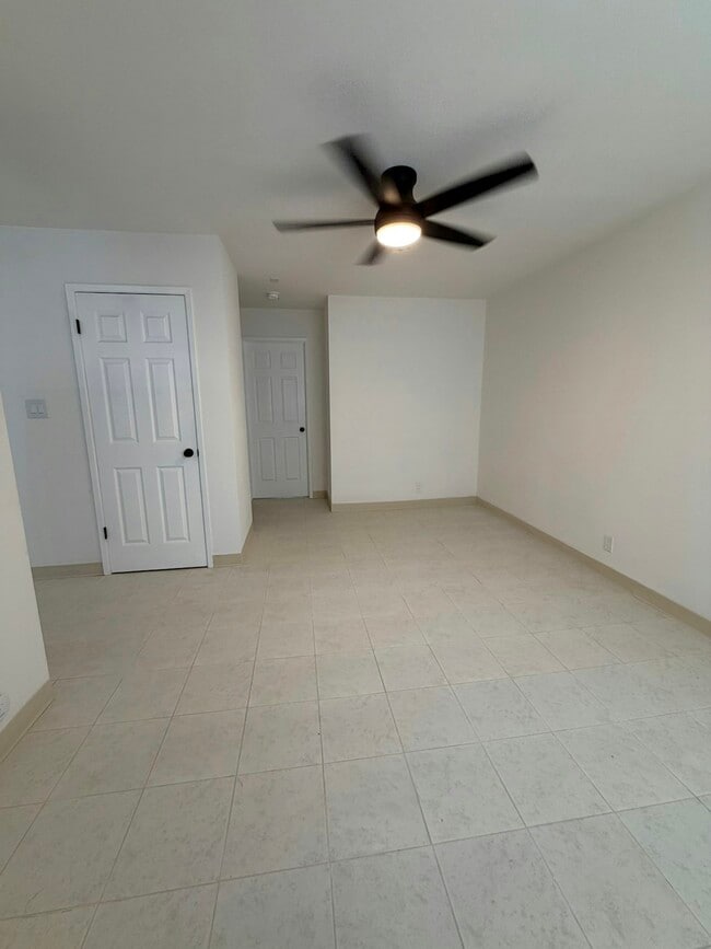 1902 Sheridan St Unidad C