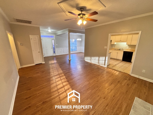 Photo - 416 Chadwick Cir