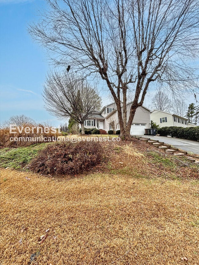 Photo - 3501 Shaker Dr