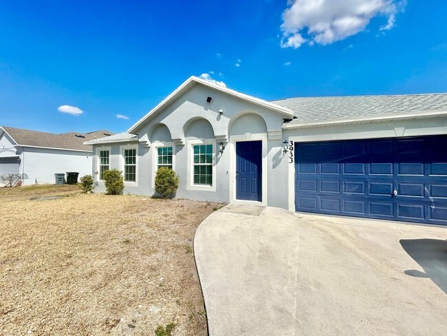 Photo - 3933 SW Kakopo St