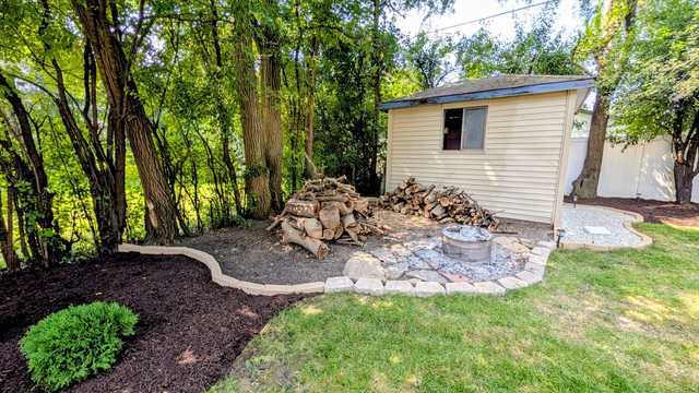 Photo - 110 N Knollwood Dr