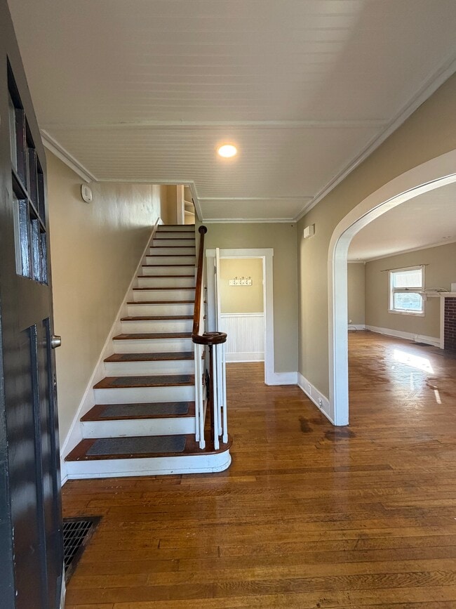 Photo - 126 E Washington Ave