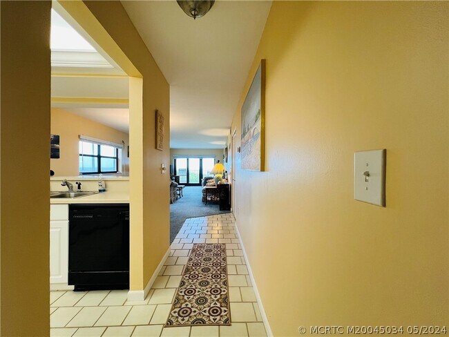 7430 S Ocean Dr Unidad 217