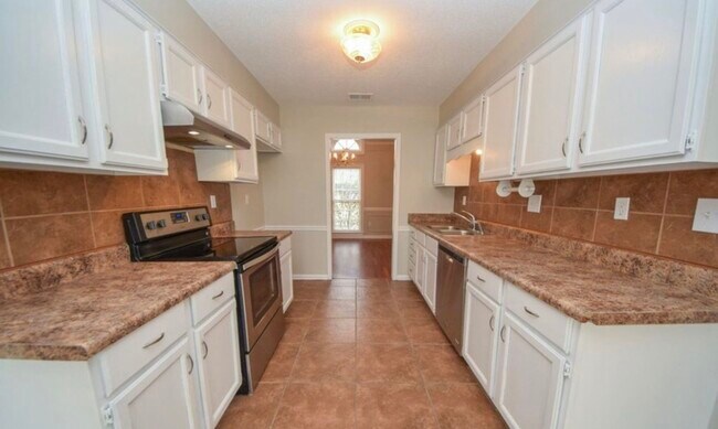 Photo - 7347 Kingsland Dr
