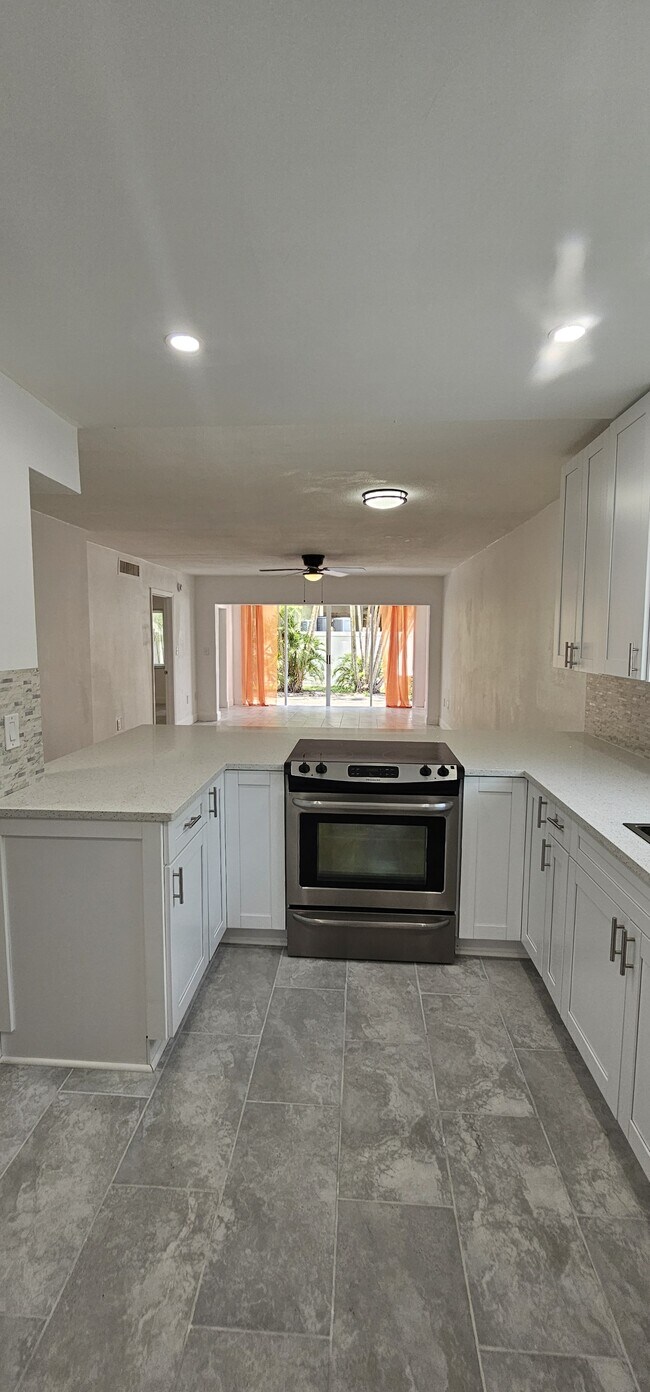 Photo - 301 87th Ave