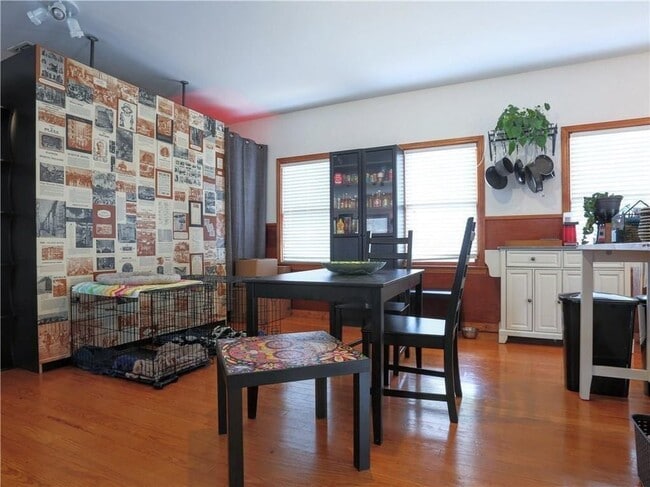 Photo - 5200 Avenue F