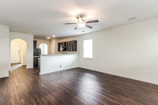 Photo - 14333 Wrangler Way