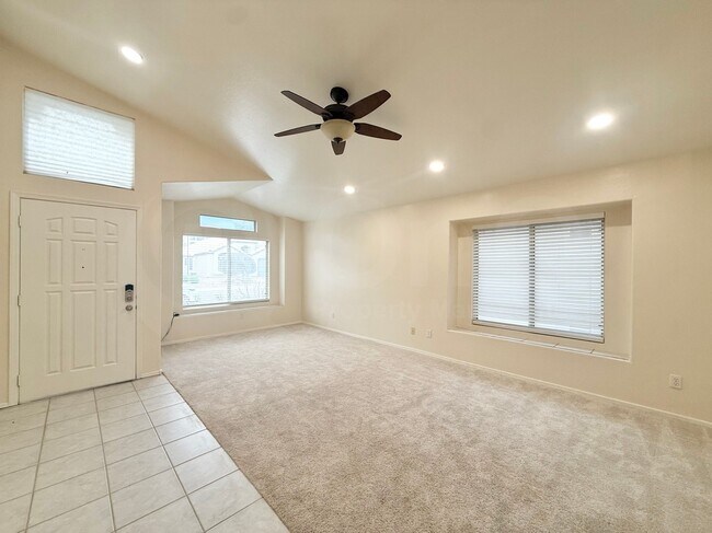 2125 E Rosemonte Dr