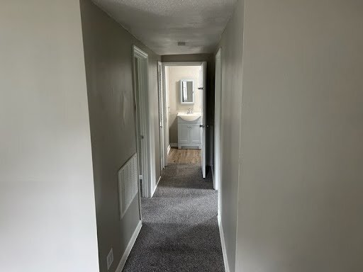 Photo - 2405 N River Blvd