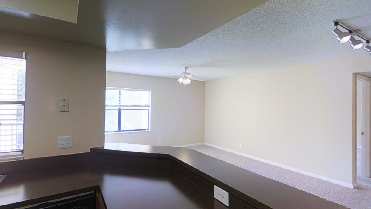 Photo - Plantation Colony Apartments