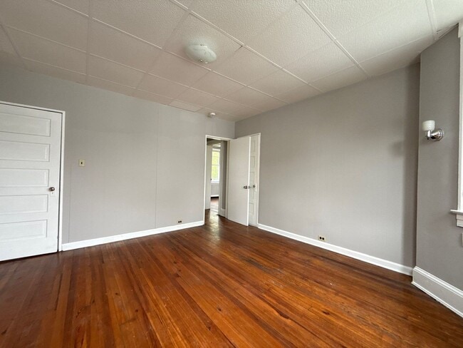 Photo - 2604 Hamilton Ave Unit Apt 2