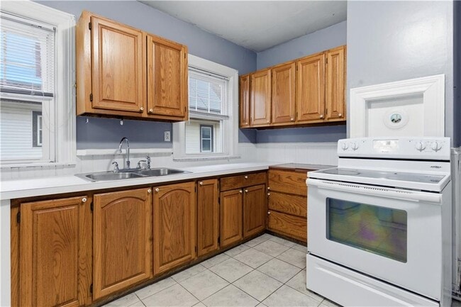 Photo - 63 Park Ave Unit 2