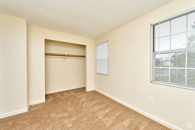 2BR, 1.5BA-1,000SF Bedroom - Heritage Park Apartments