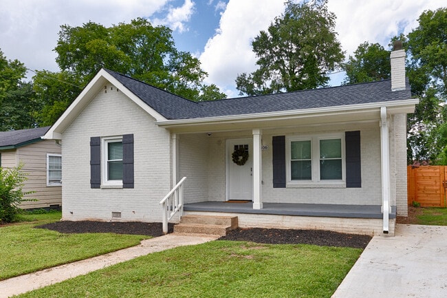 Photo - 2806 Union Dr NW