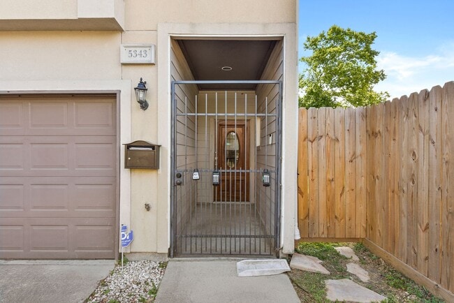 Photo - Charming 3-Bed, 2.5-Bath Home in the Heart...