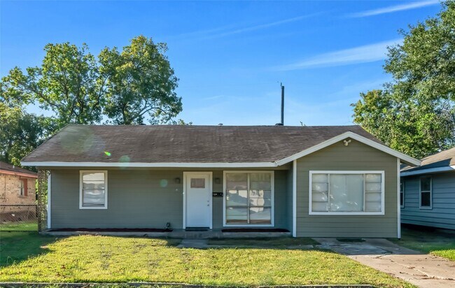 Photo - 3122 Nita St